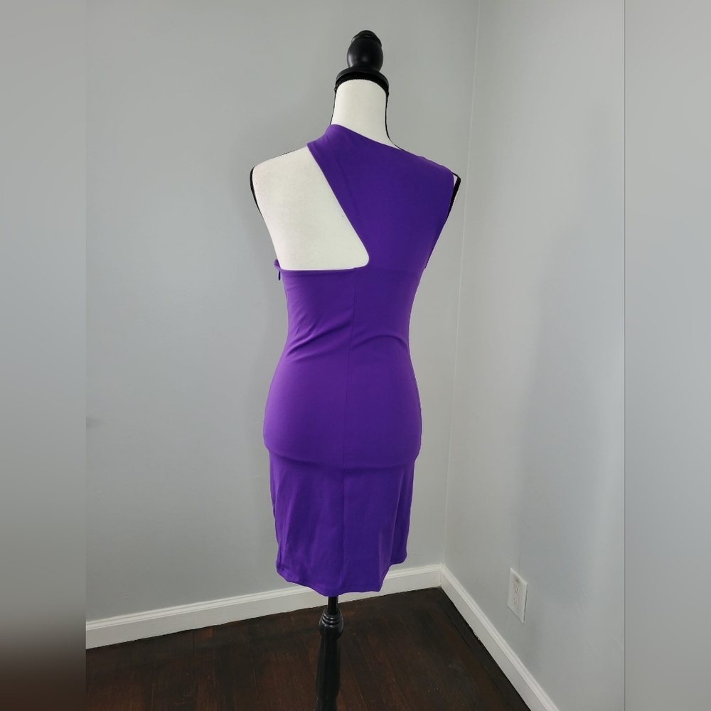 Bebe Bodycon Dress - Picture 2 of 4